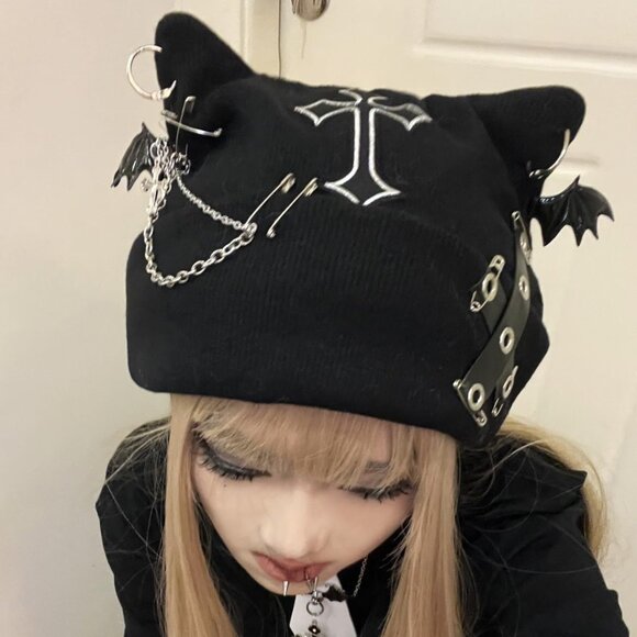 Goth Beanie Hat Women Winter Punk Emo Grunge Cat Ear Knitted Cap Gothic Accessor - Picture 2 of 6